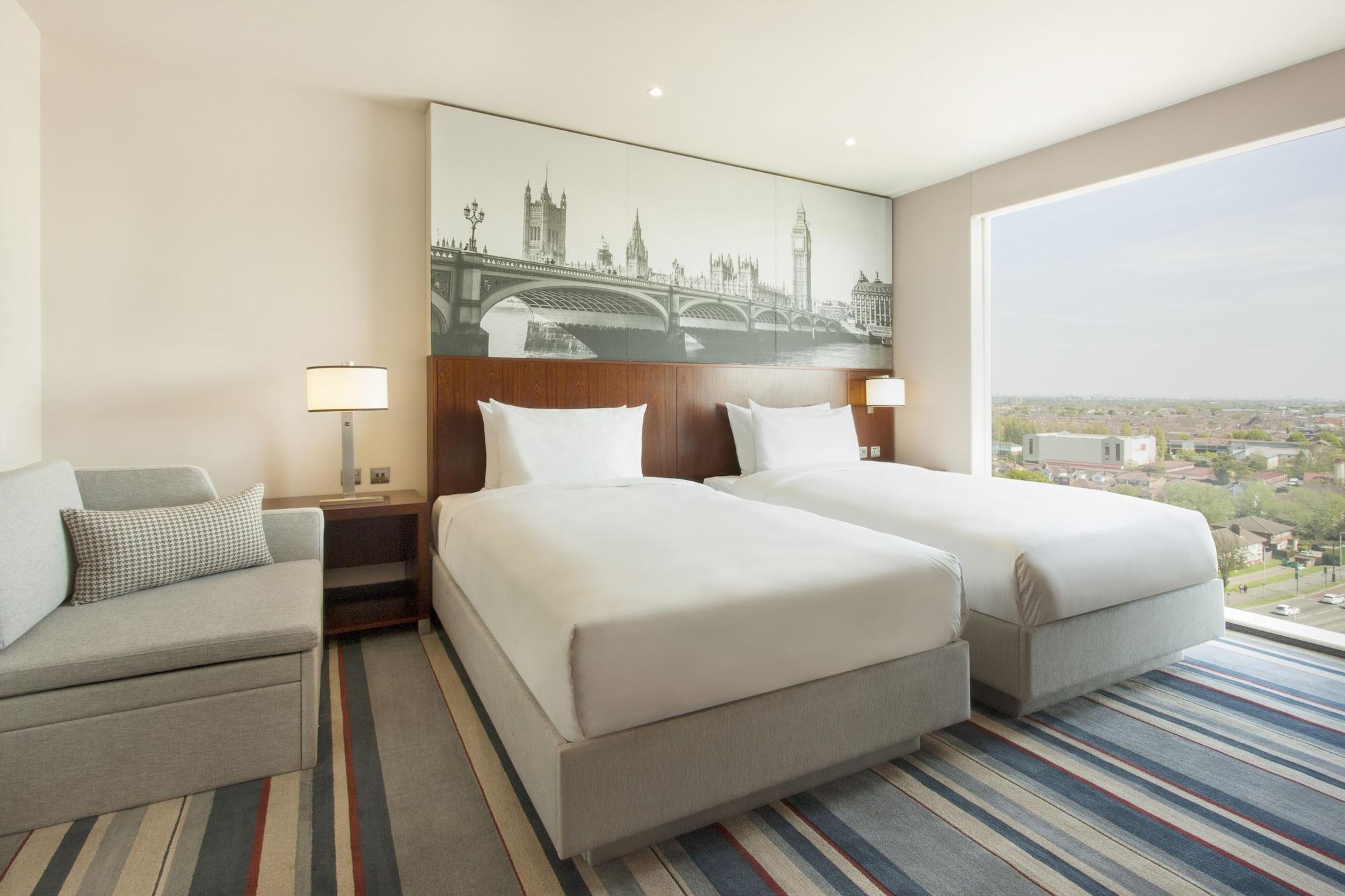 Hyatt Place West London Hayes Hillingdon Extérieur photo