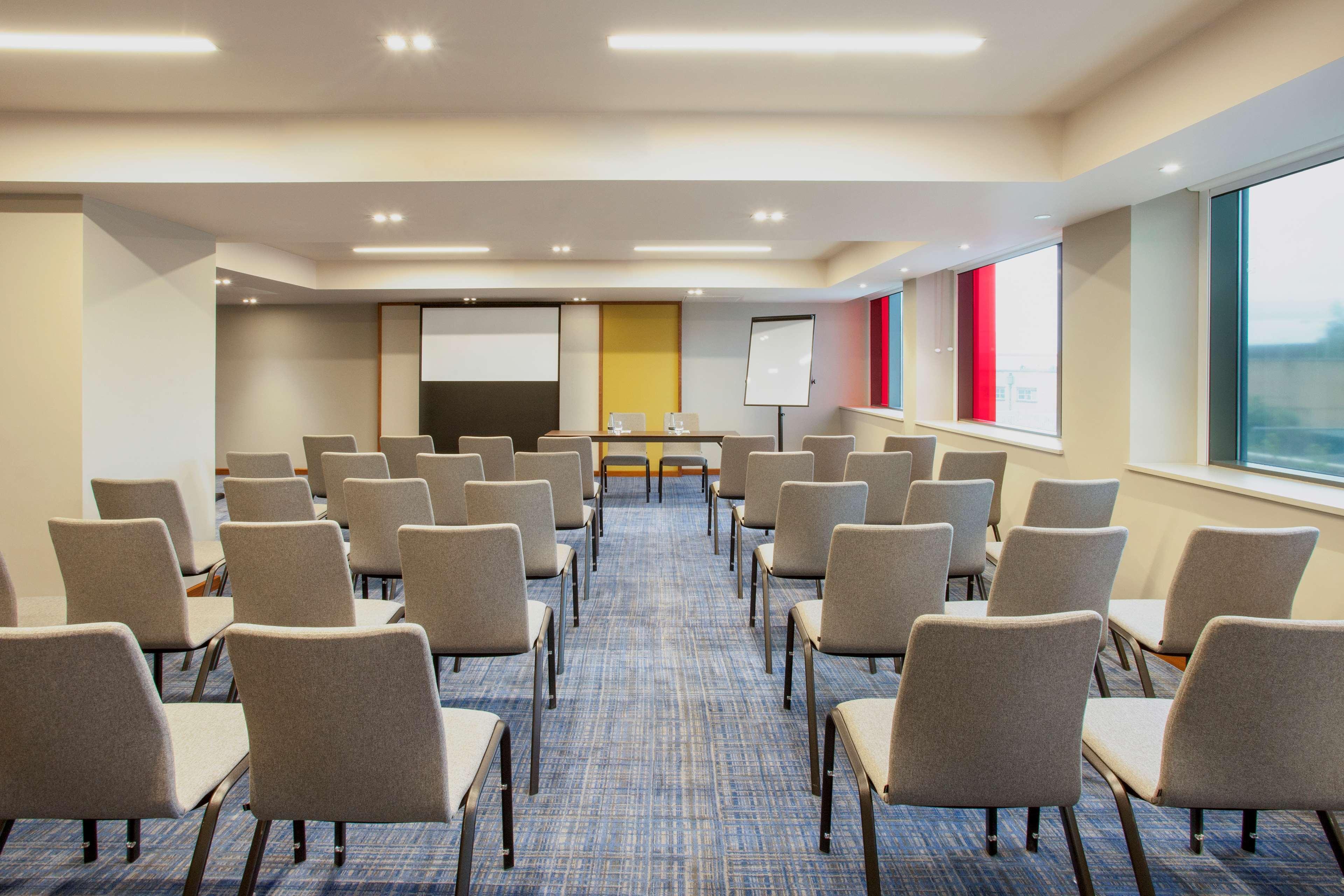 Hyatt Place West London Hayes Hillingdon Extérieur photo