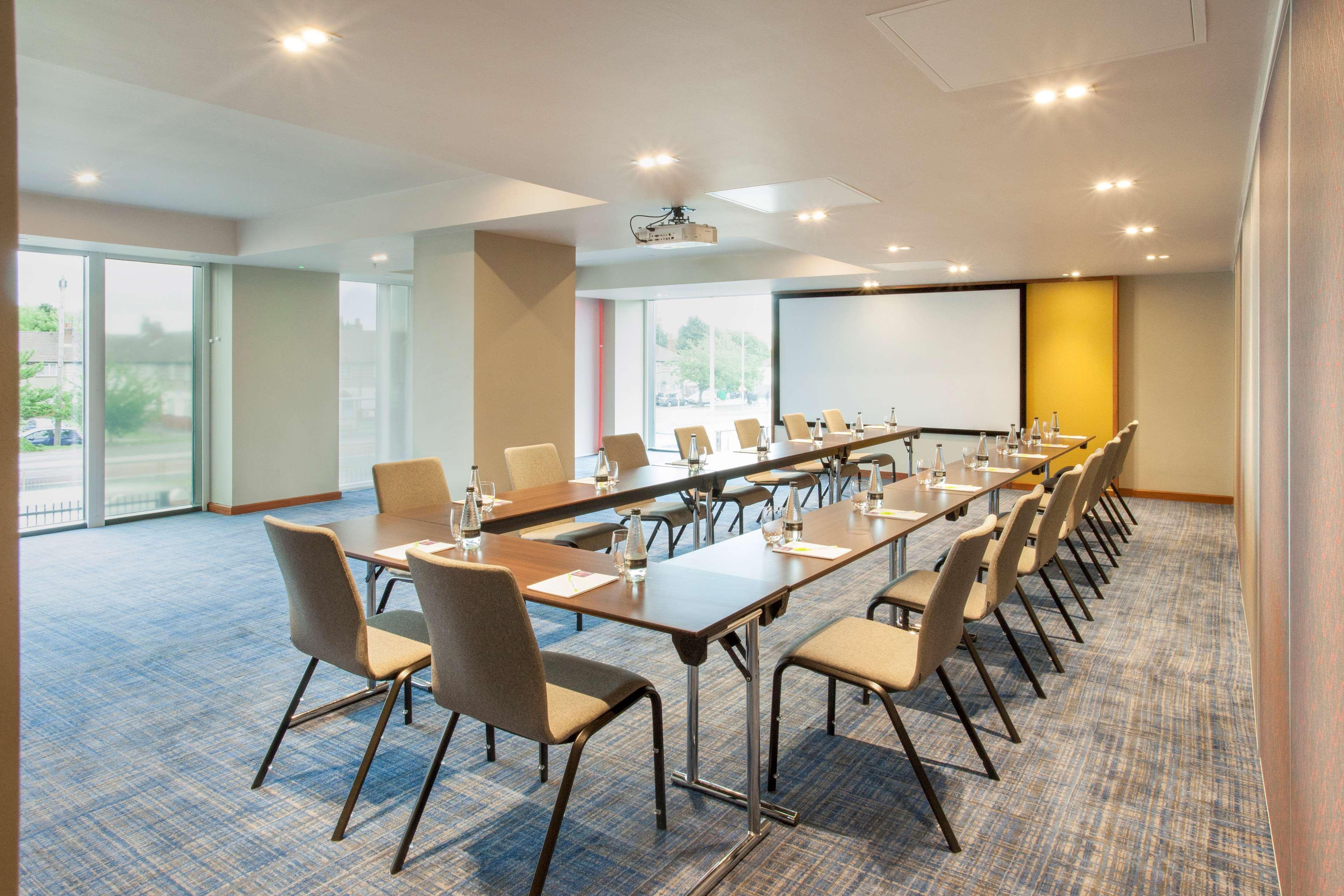 Hyatt Place West London Hayes Hillingdon Extérieur photo